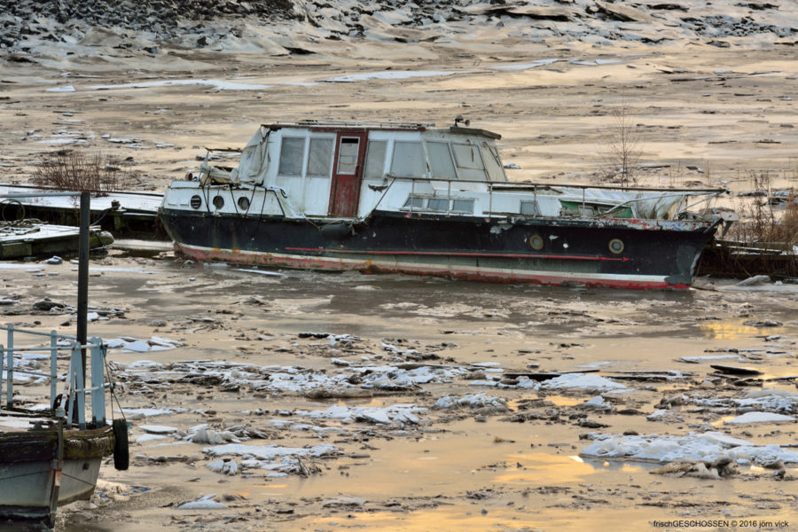 frischGESCHOSSEN: Hamburg Holzhafen - 18.01.2016 © jörn vick